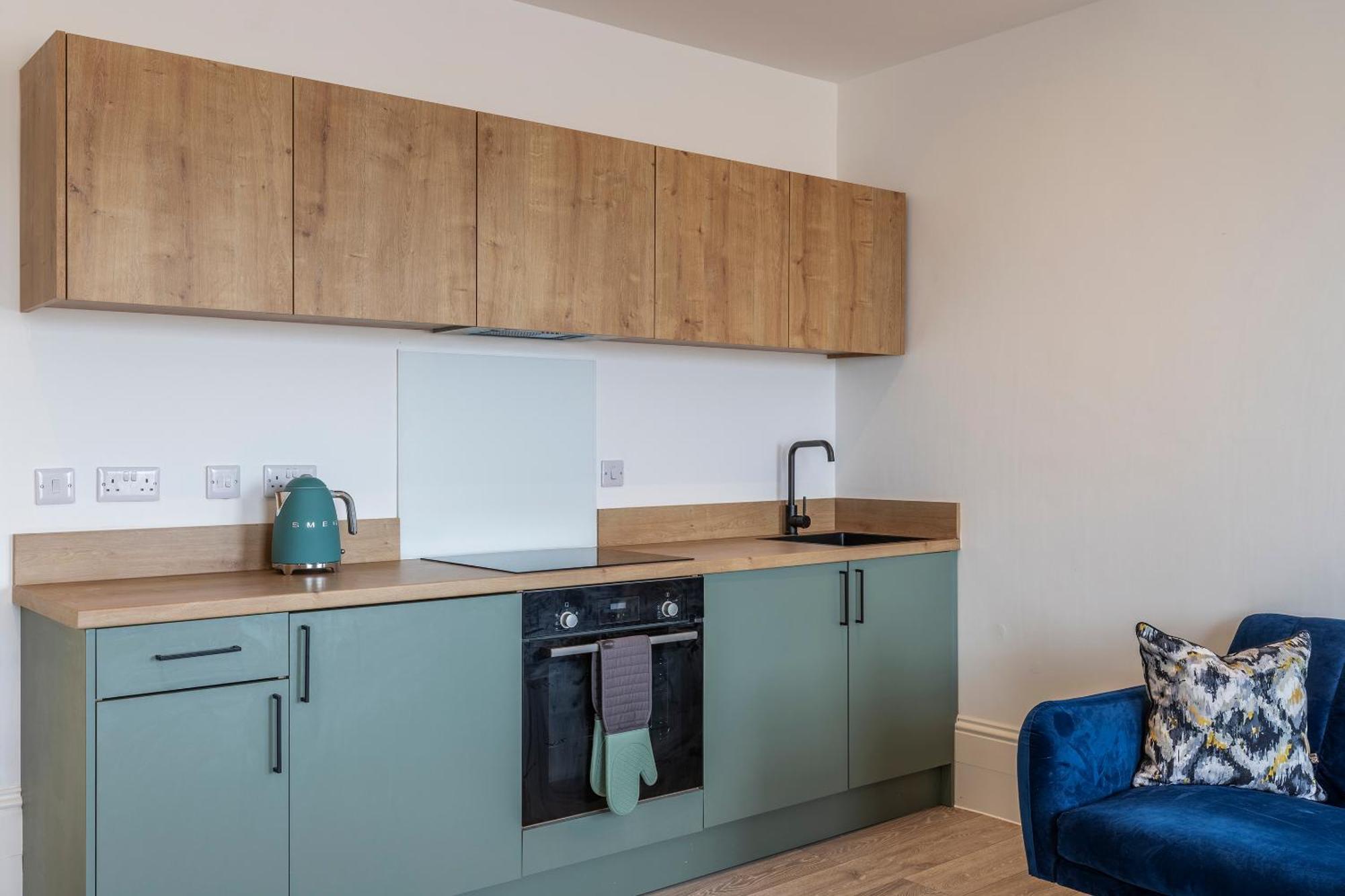 Seaside Serenity: Stylish Sea View Apartments In Herne Bay Dış mekan fotoğraf